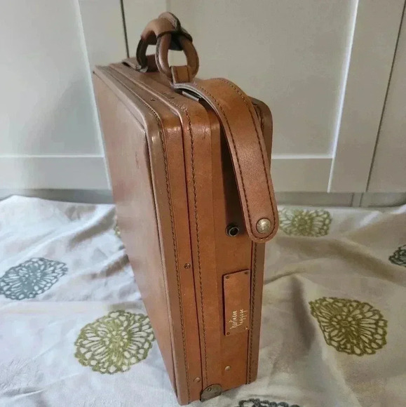 Hartmann Belting Leather 4" Slim Attache Briefcase -  double lock with keys - Picture 7 of 11